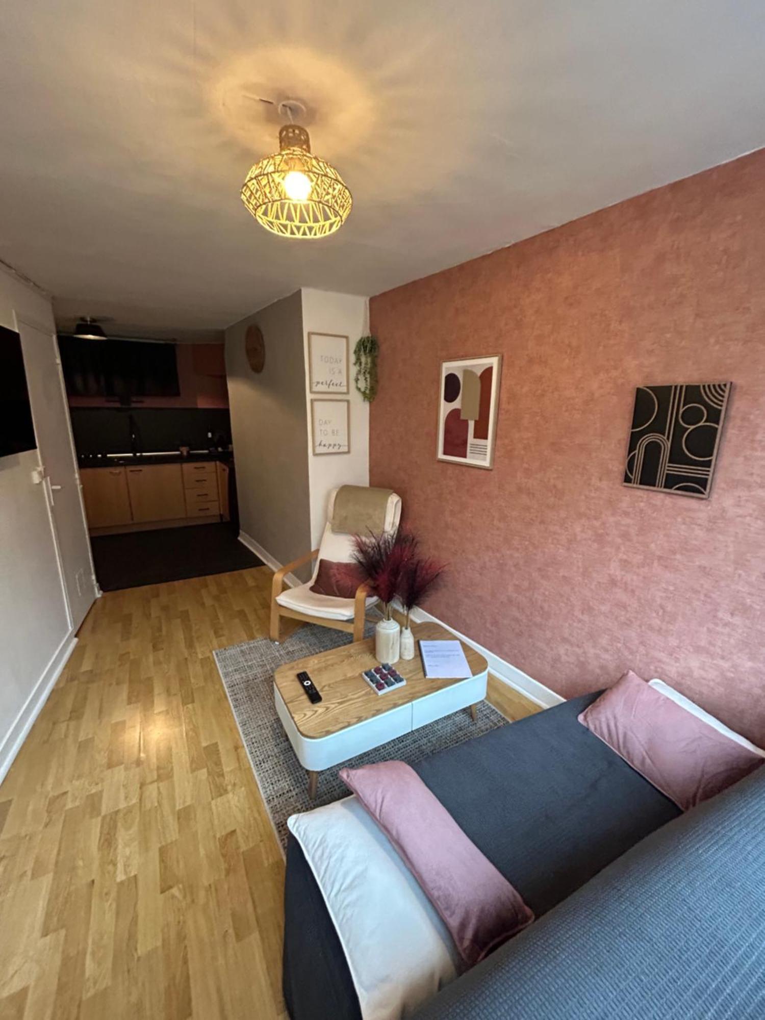 Dieppe F2 Pour 4 Personnes Emplacement Ideal 2 Min A Pied De La Plage Et Des Boutiques Luaran gambar